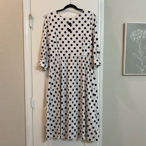 Dainty Jewells Dress - Picture 1 of 1